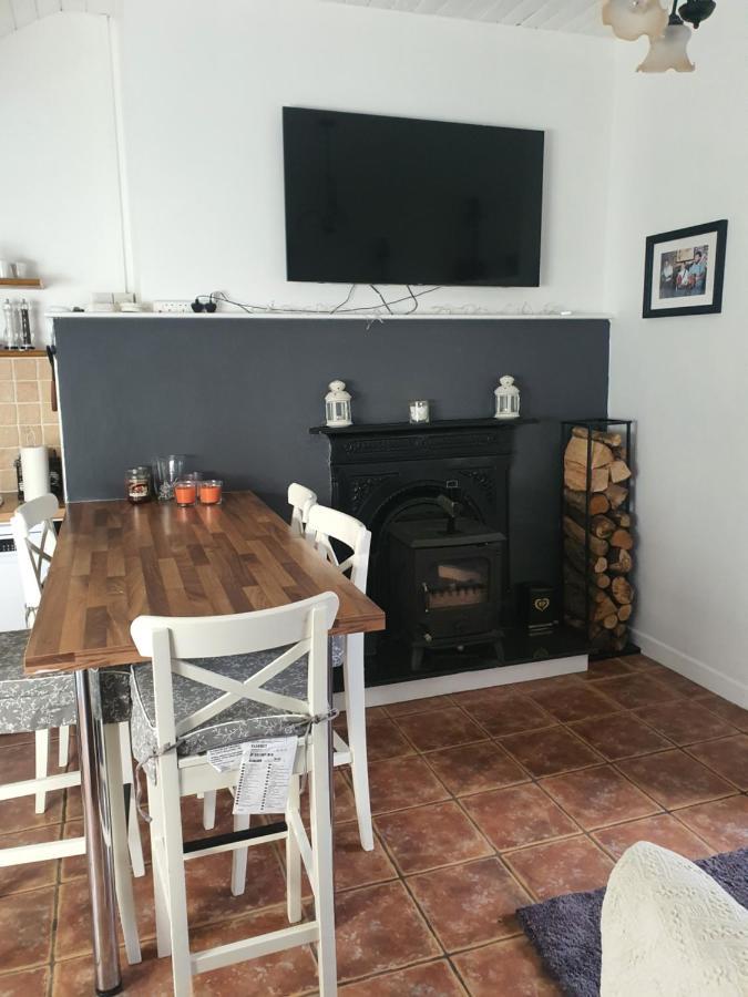 The Speak Easy Cottage Multyfarnham -Two Bedroom 外观 照片